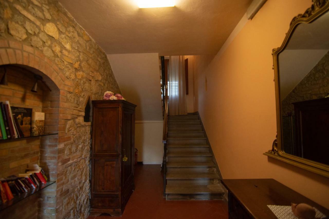 Agriturismo Raccianello Σαν Τζιμινιάνο Εξωτερικό φωτογραφία