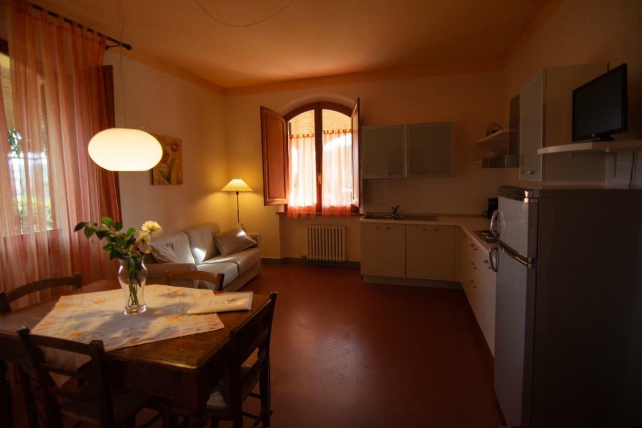 Agriturismo Raccianello Σαν Τζιμινιάνο Εξωτερικό φωτογραφία